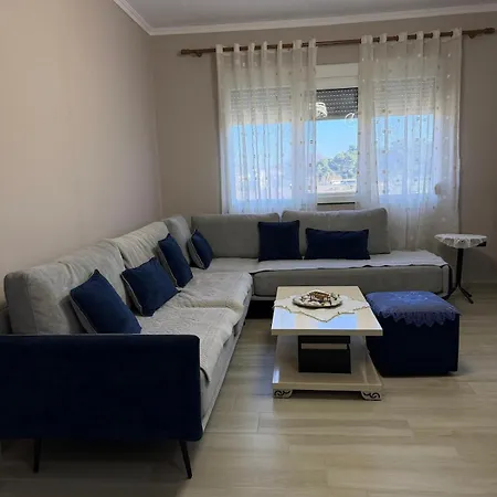 Flori Sea Apartment